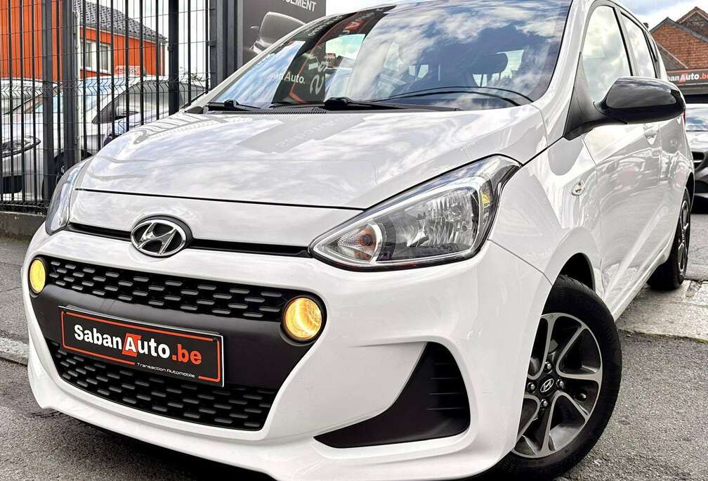 Hyundai i10 1.0i Twist ° NAVI ° CARPLAY ° JANTES ° CLIM ° GARANTI 12 MOIS !!