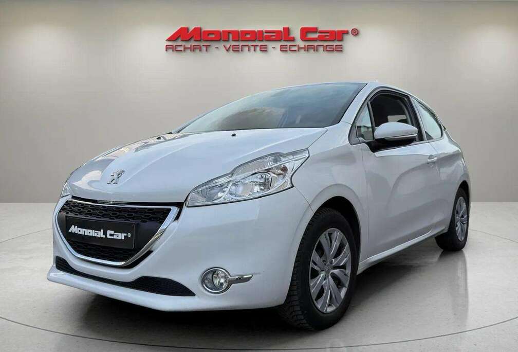 Peugeot 208 1.2i Style