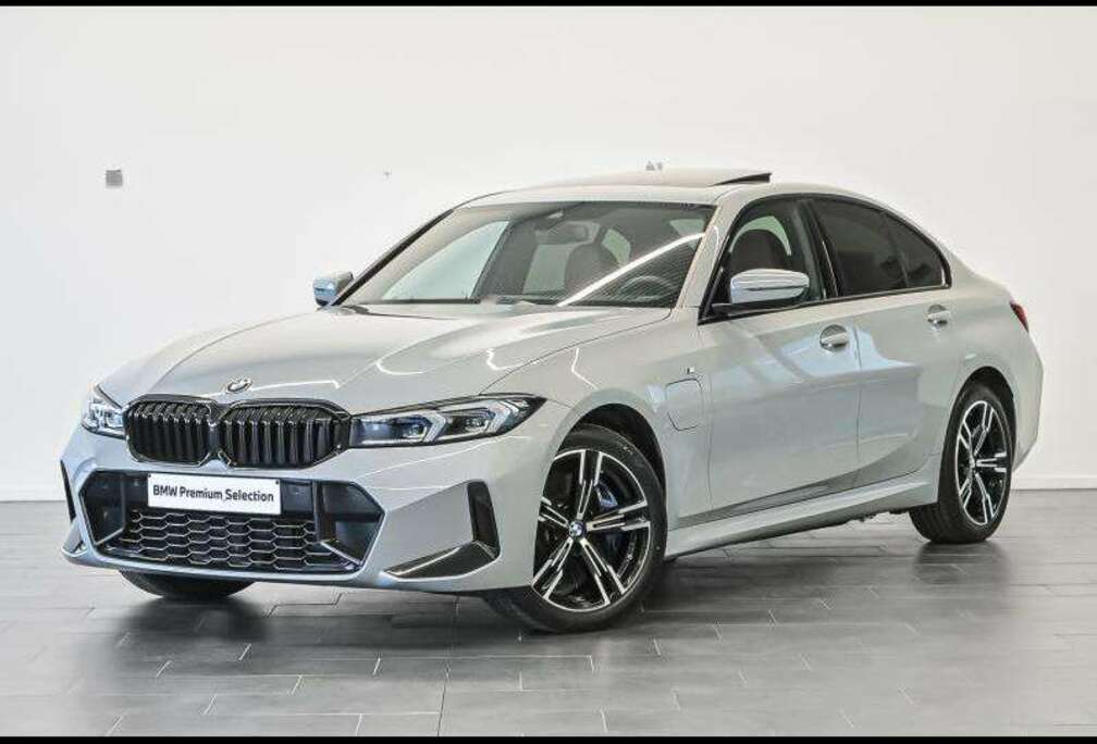 BMW e xDrive Berline