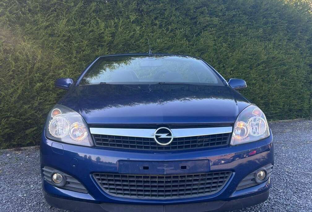 Opel 1.6 Edition Bild