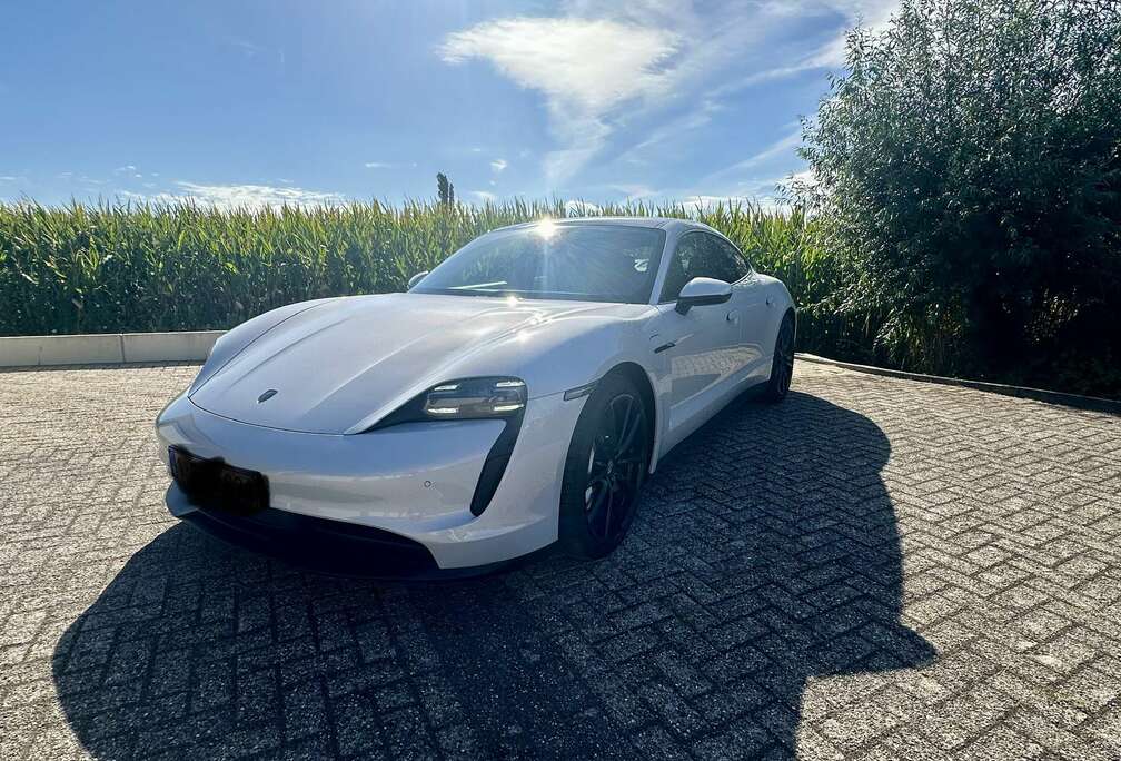 Porsche 93.4 kWh