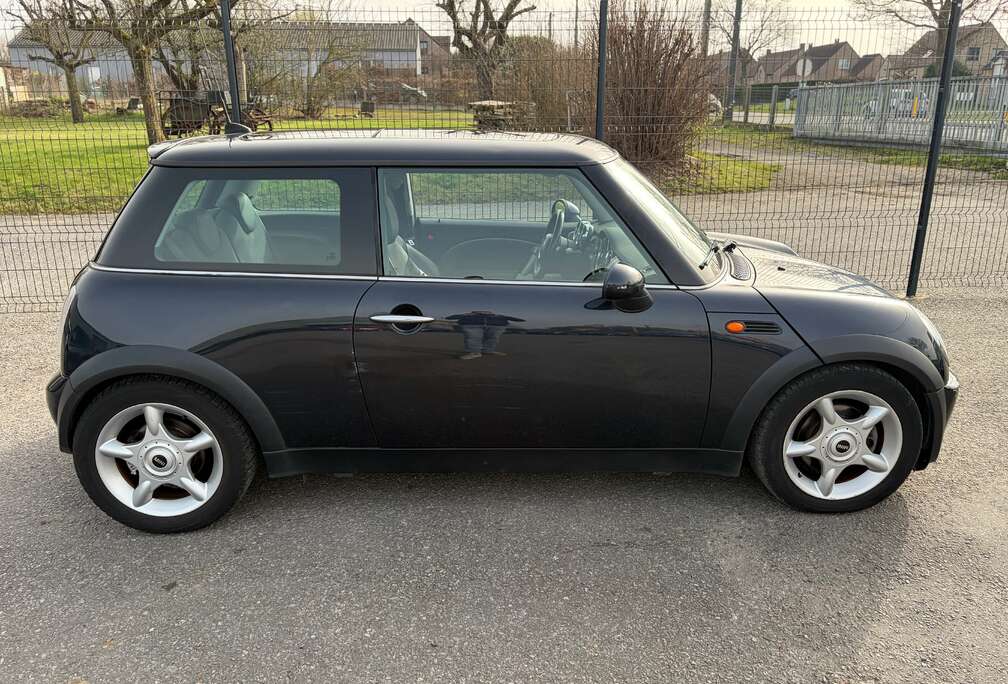 MINI Mini 1.6i 16v Cooper * A EMPORTER *