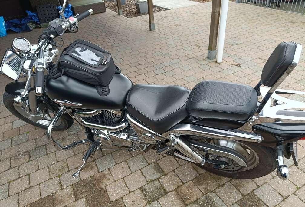 Suzuki Marauder Vz 800