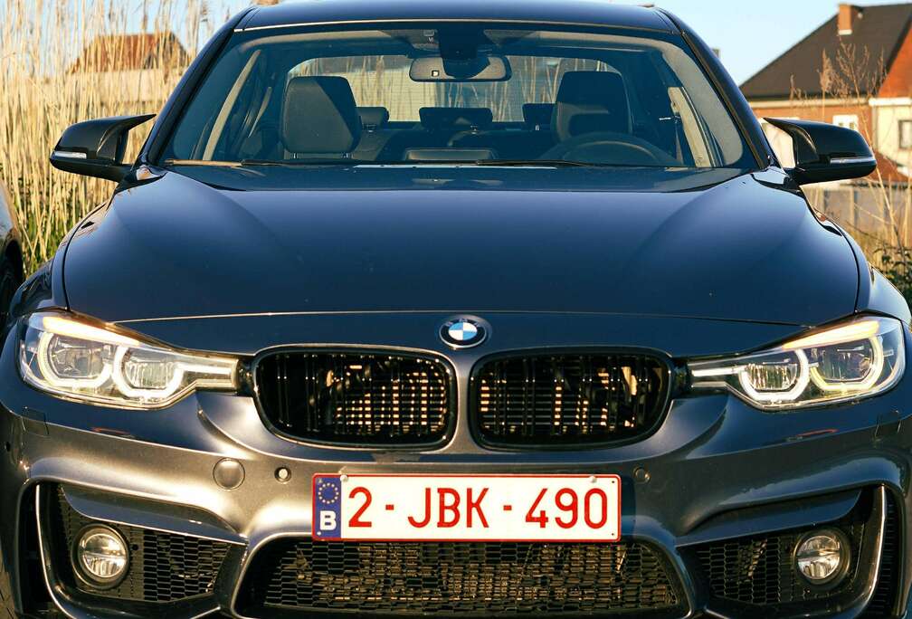 BMW 330eA Plug-In Hybrid