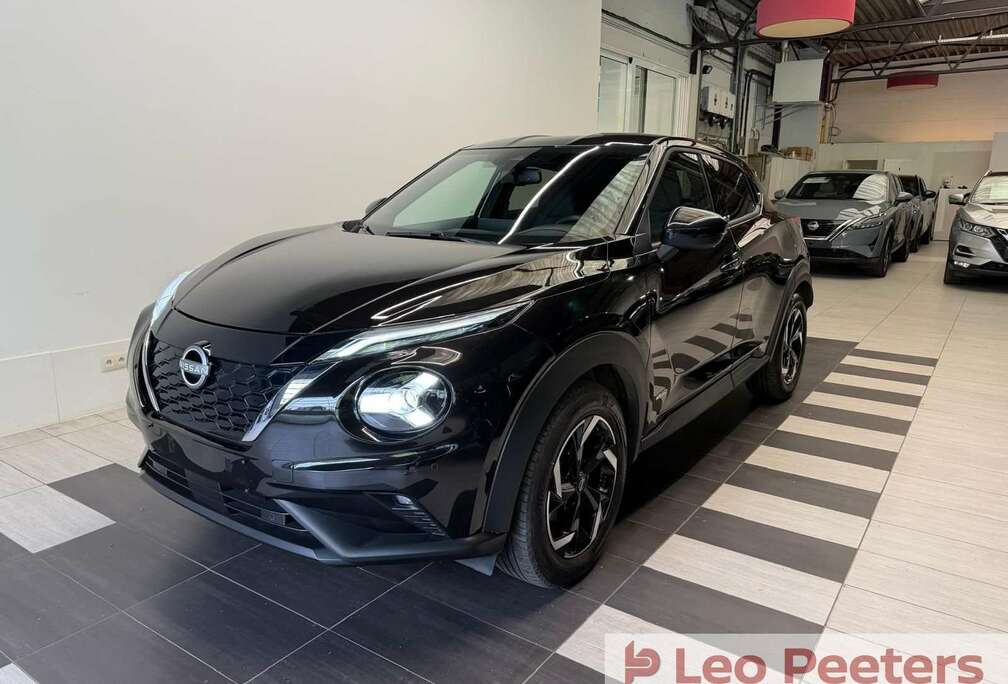 Nissan HYBRIDE N-Connecta AMT