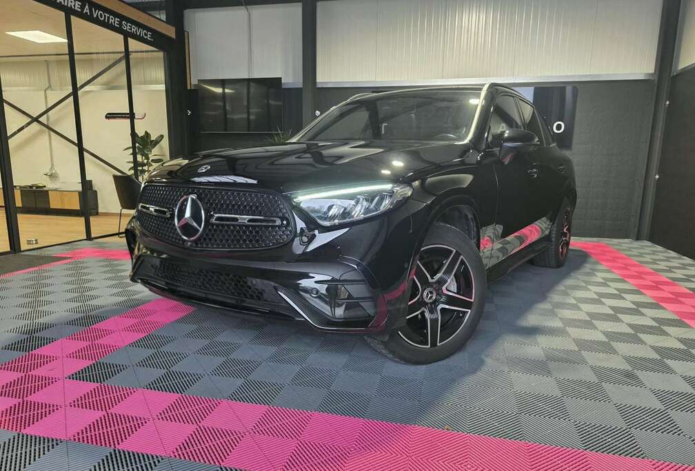 Mercedes-Benz Coupé 300 e PHEV AMG Line