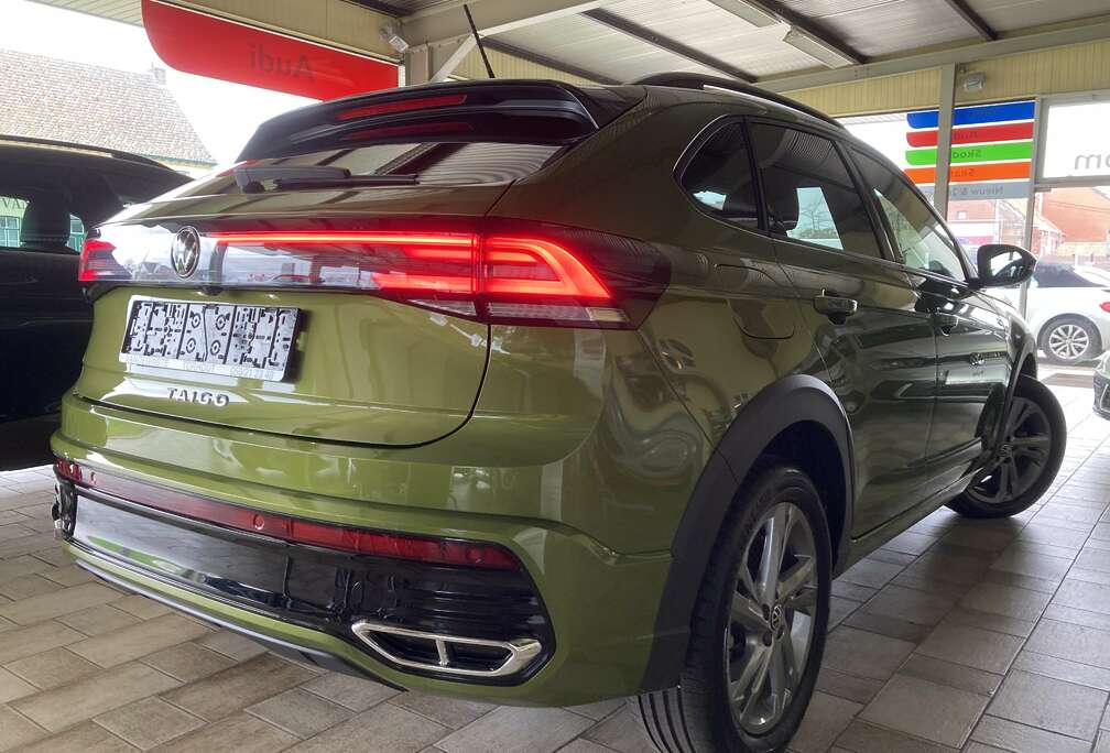 Volkswagen R-LINE -AUTOMAAT -AC -ACC -App -LED MATRIX -Camera