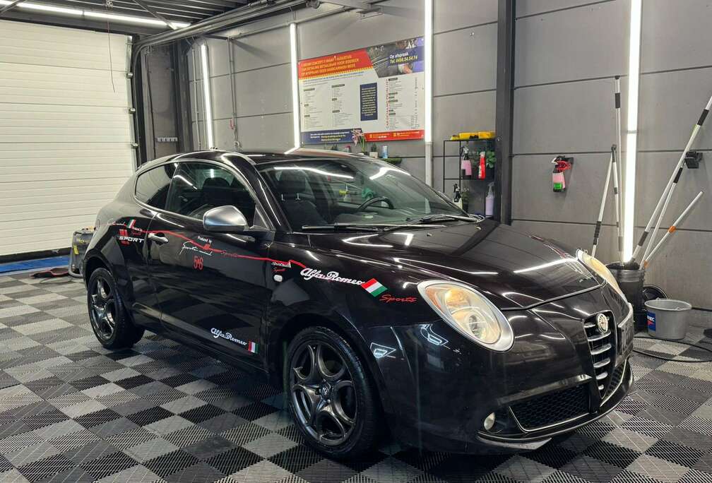 Alfa Romeo 1.4 BENZINE MultiAir Turismo 205.269 KM. BJ. 2013
