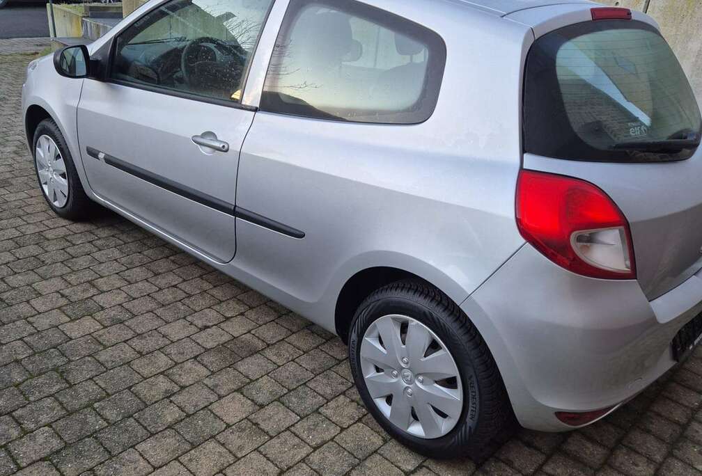 Renault 1.2i 16v Community Blue