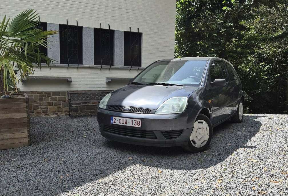 Ford Prête a immatriculé