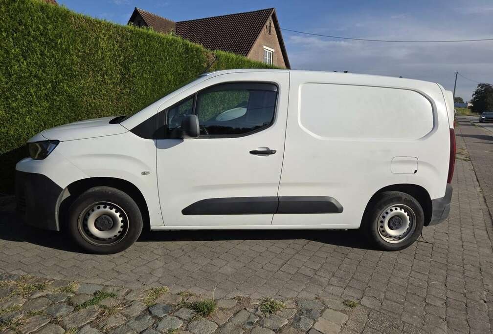 Peugeot 1.6 BlueHDi L1 STD Heavy Asphalt S/S