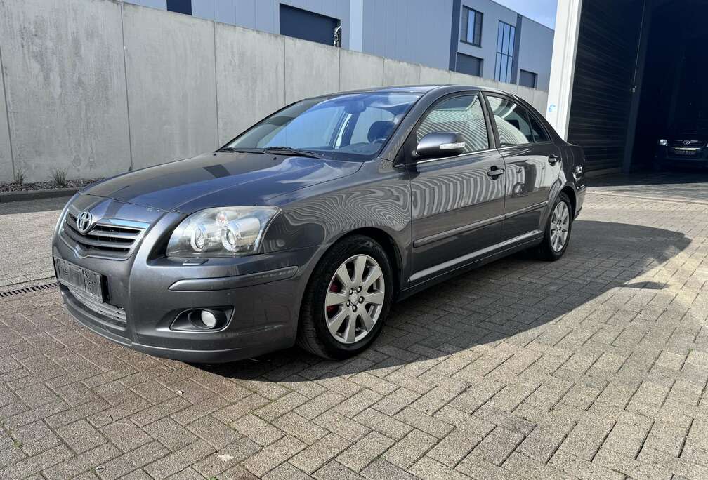 Toyota 1.8 VVT-i Sol Export Only