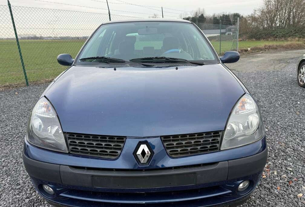 Renault Clio 1.2i 16v Community III pret A Immatriculer