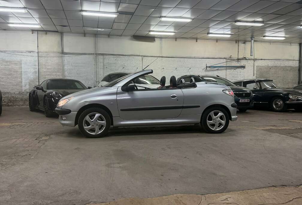 Peugeot 1.6i AUTOMATQUE/ Clim/ Cabrio 140.000km