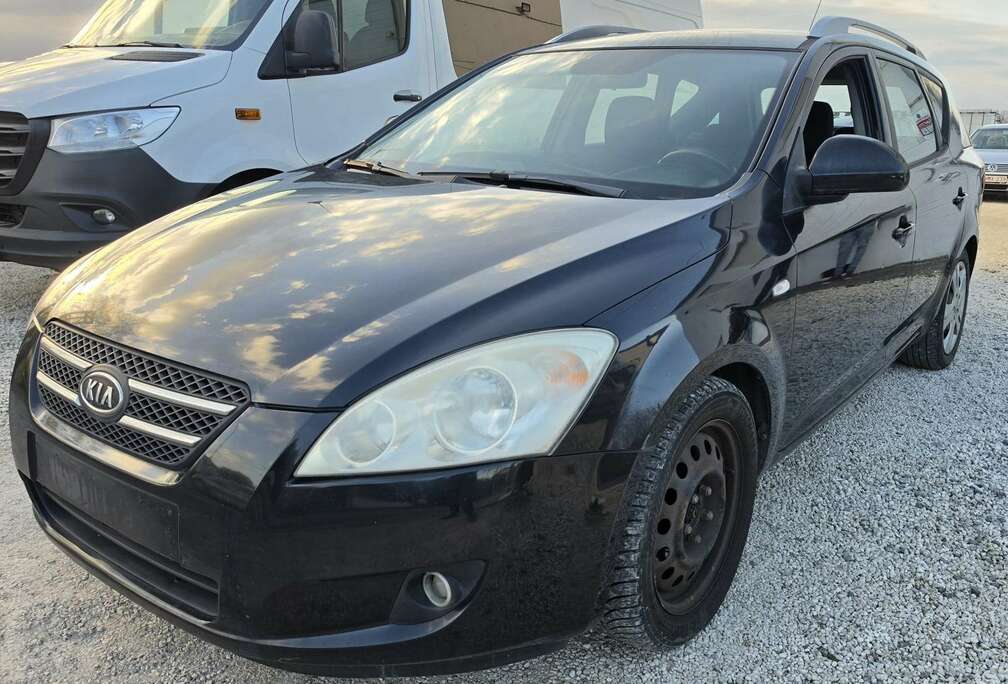 Kia Cee\'d SW 1.6 Turbo CRDi