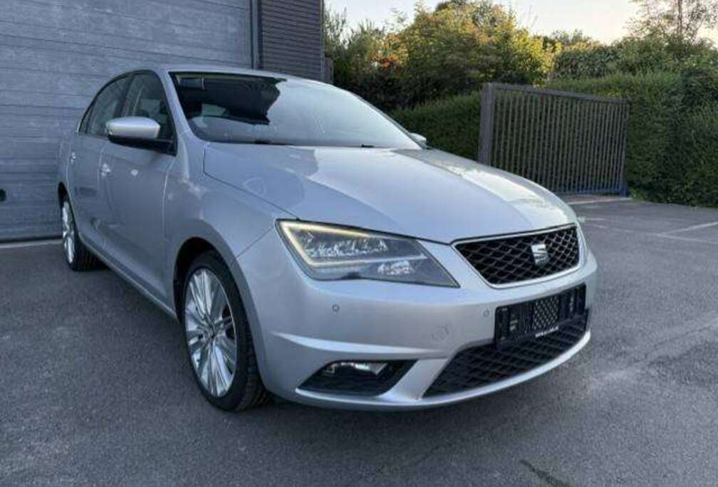 SEAT 1.0 Benzine 110 pk  Alcantara Leder App Connect Pdc Cruise Led