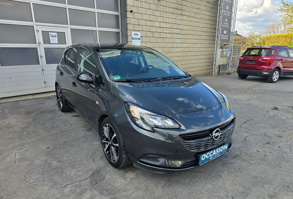 Opel Corsa 1.2i Black Edition
