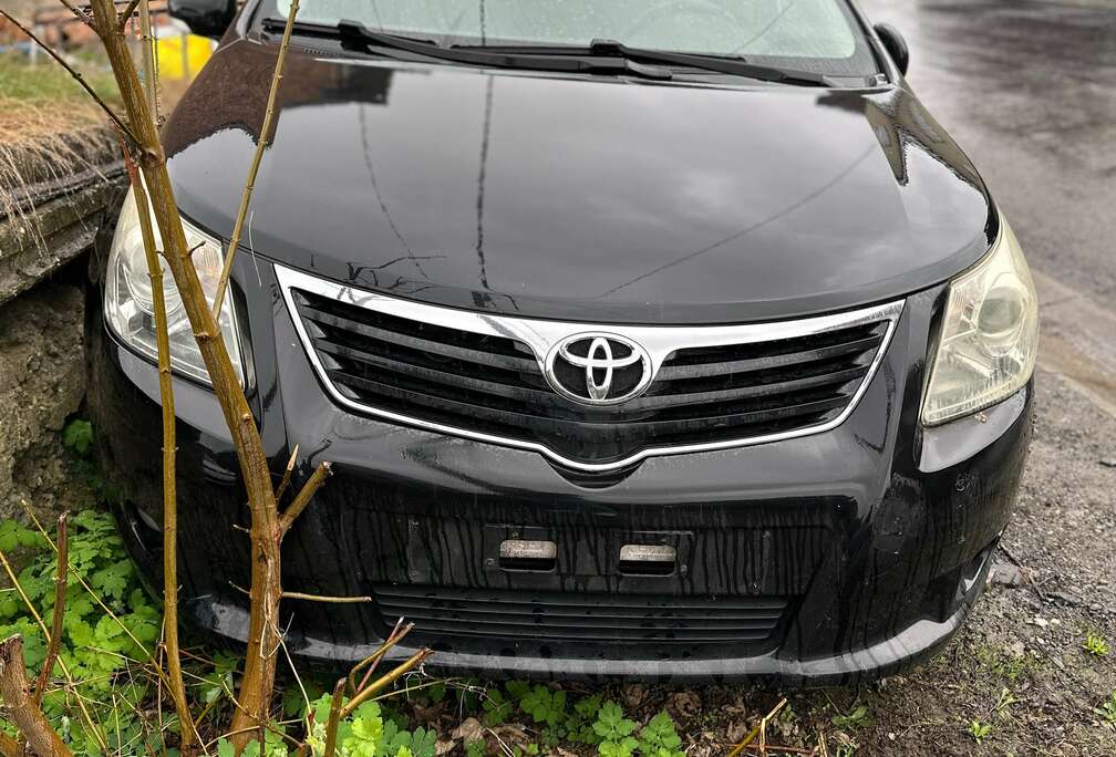 Toyota Avensis 2.0 D-4D Sol DPF