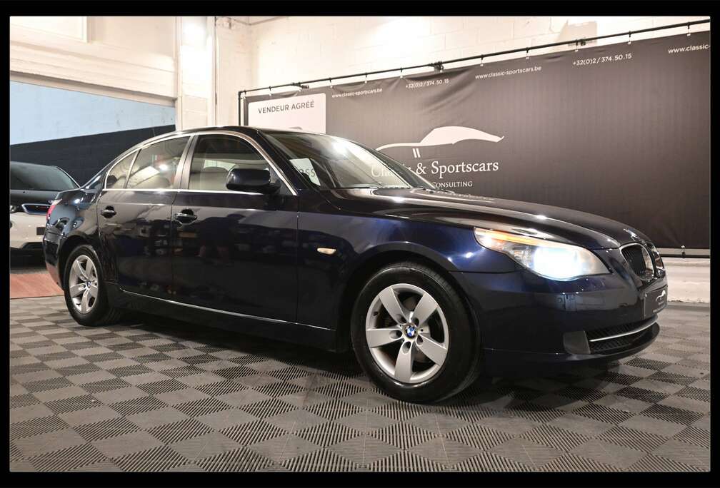 BMW 520d BERLINE E60 FACELIFT / CUIR / GPS NAVI / XENON / BLUETOOTH / ATTELAGE !!