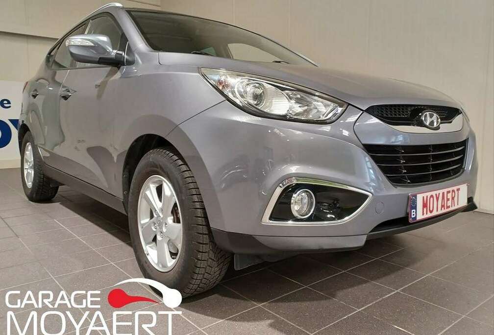 Hyundai 1.6i Trocadero //trekhaak//panodak//keyless//alu17