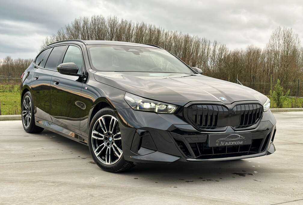 BMW 520i * M sport * HUD * PANO * 360 * H&K *