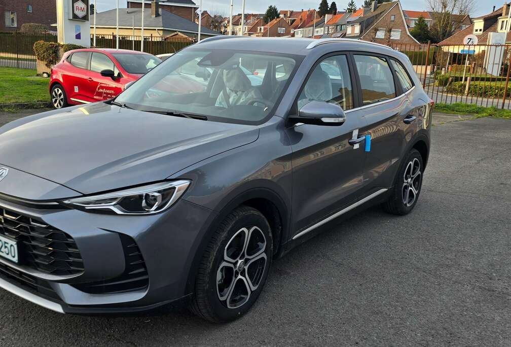 MG ZS 1.5 hybrid+ AT Standart, confort et Luxury