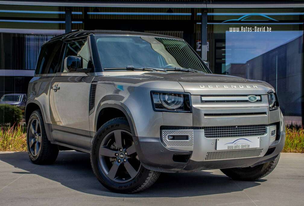 Land Rover 90 D250 3.0D 4X4 L663 / LICHTE VRACHT / HISTORIEK / LUCHTVERING / KOELKAST / STOPCONTACT / APPLE CARPLAY / 360°