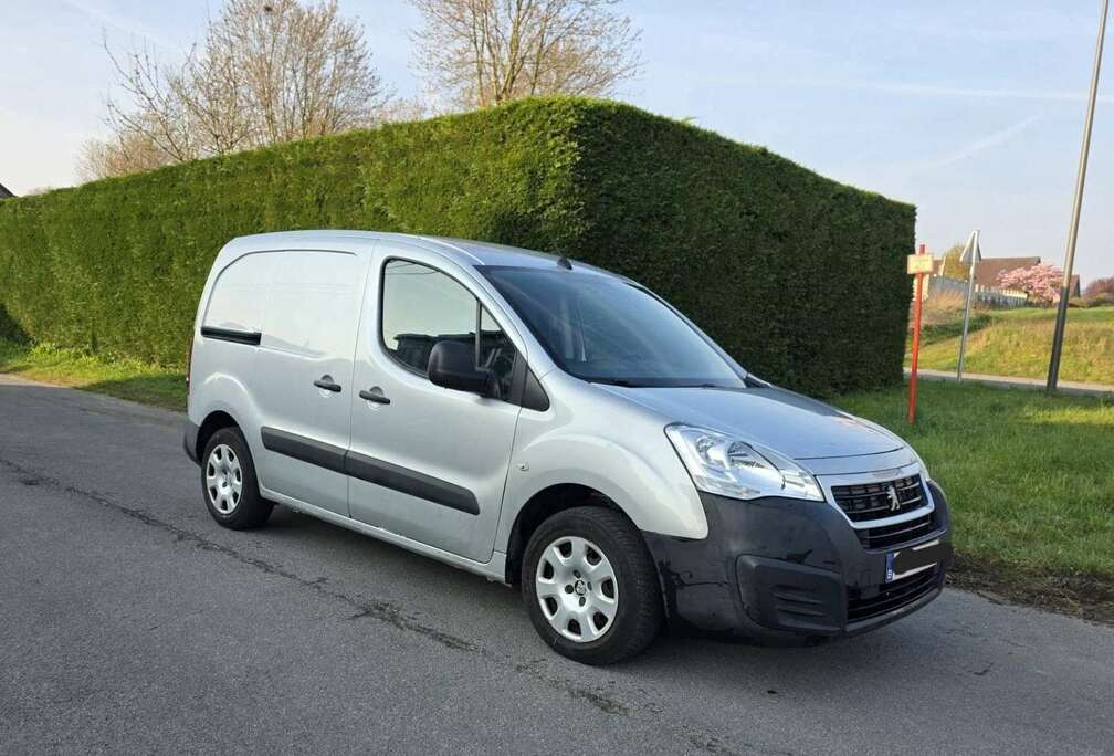 Peugeot 1.6hdi prête à immatriculation tél 0484/52.98.75