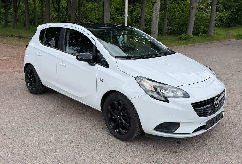 Opel 1.2i Black Édition