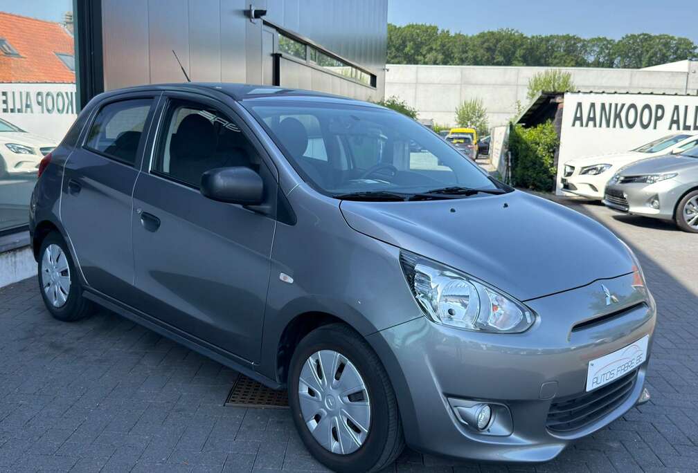 Mitsubishi 1.0i Benzine 12000km  Nieuwstaat