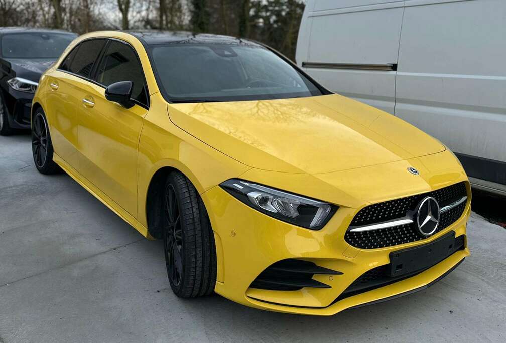 Mercedes-Benz A Sedan 180 AMG Line