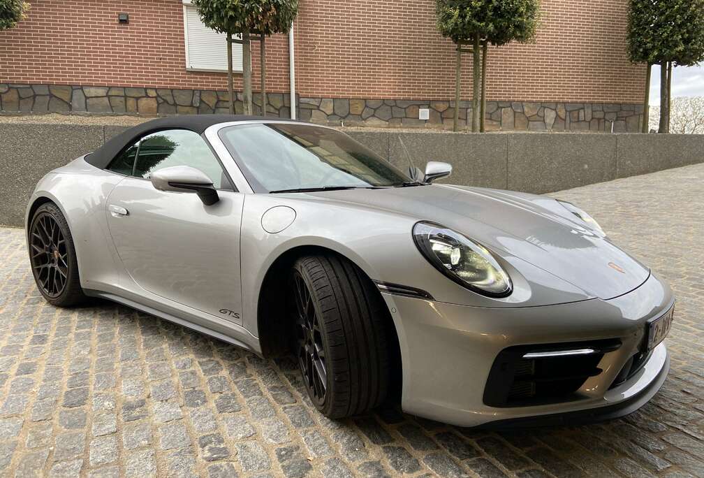 Porsche Carrera GTS Cabriolet PDK