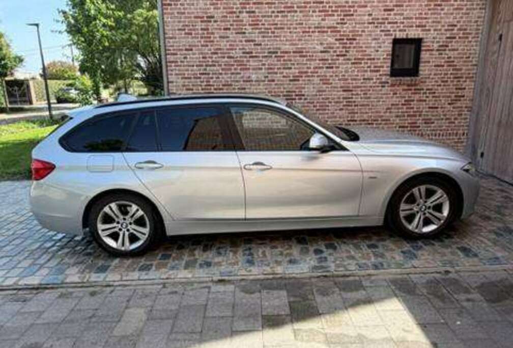 BMW Touring 318 d