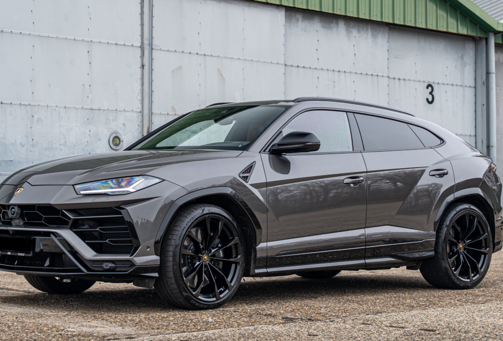 Lamborghini Urus 4.0 BiTurbo V8