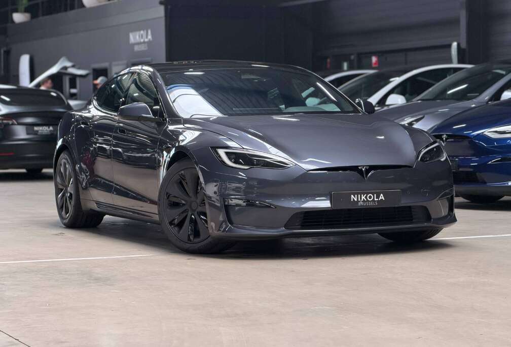 Tesla LONG RANGE - AWD - AUTOPILOT