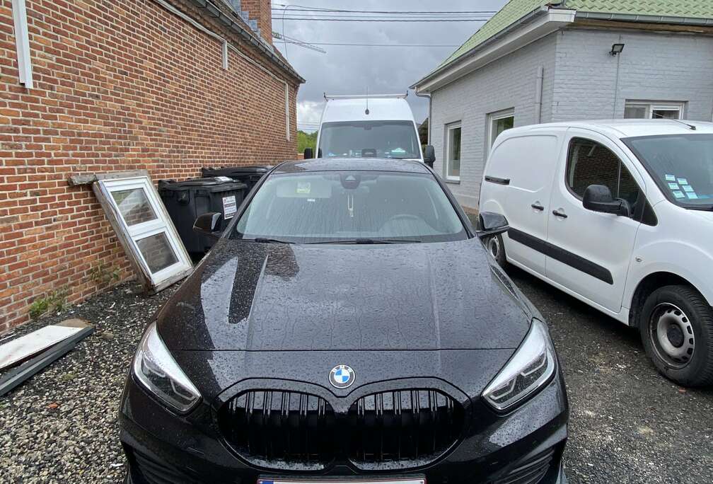 BMW Carplay/Gps/Line assist/Ext Sportpakket