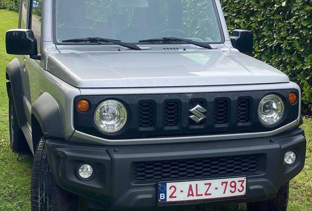 Suzuki Jimny 1.5i 4x4 GLX