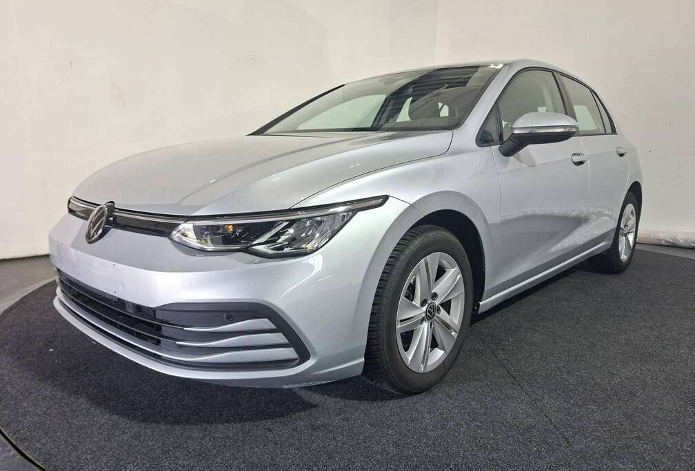 Volkswagen VOLKSWAGEN GOLF 1.0 ETSI 110 PK DSG MILD HYBRID I AUTOMAAT I CARPLAY I