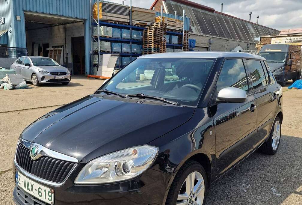 Skoda 1.2 CR TDi Ambiente Sportline DPF // Prete a immatriculer