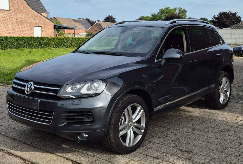 Volkswagen Touareg 3.0 CR TDi V6 BM Tech DPF Tiptronic