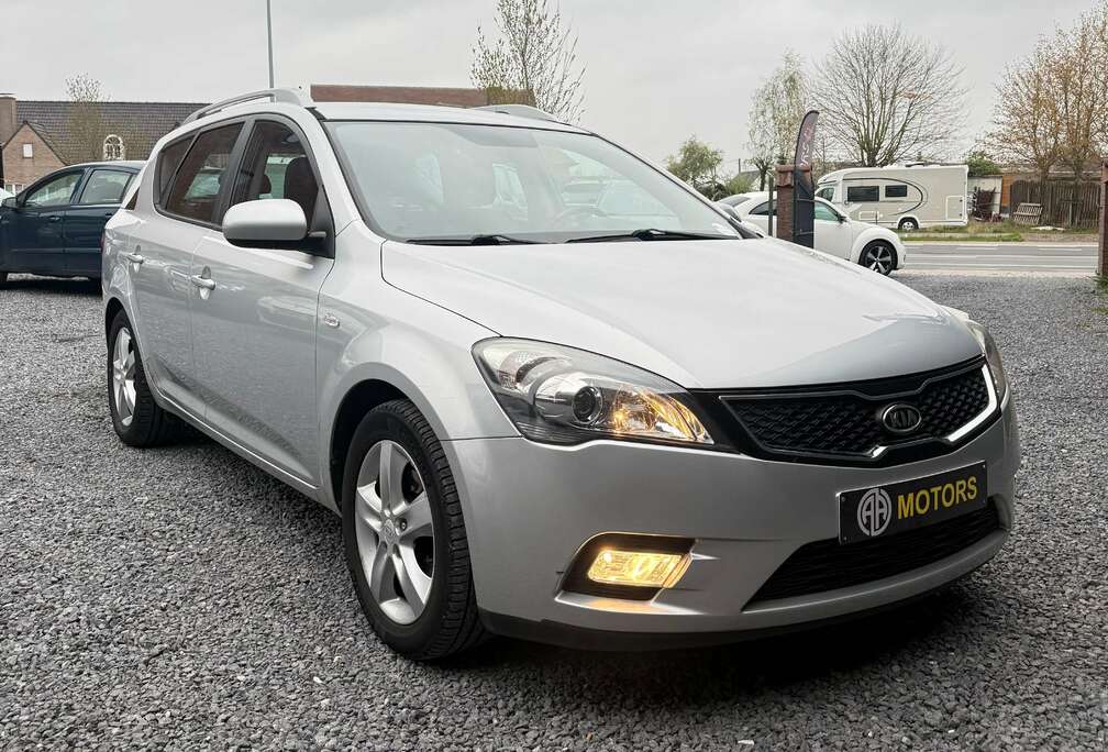 Kia Ceed. 1.6