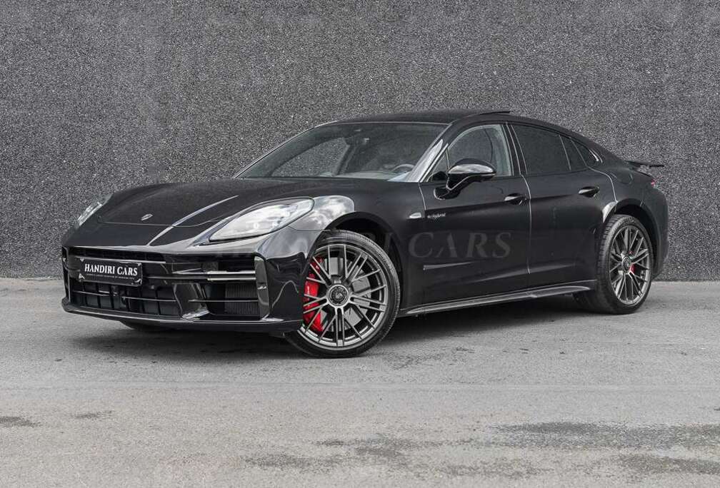 Porsche 2024 Turbo Hybrid 976 € 128000 (UPE EUR 255072,53) +4.0 LITER V8 TWIN TURBO +CARBON