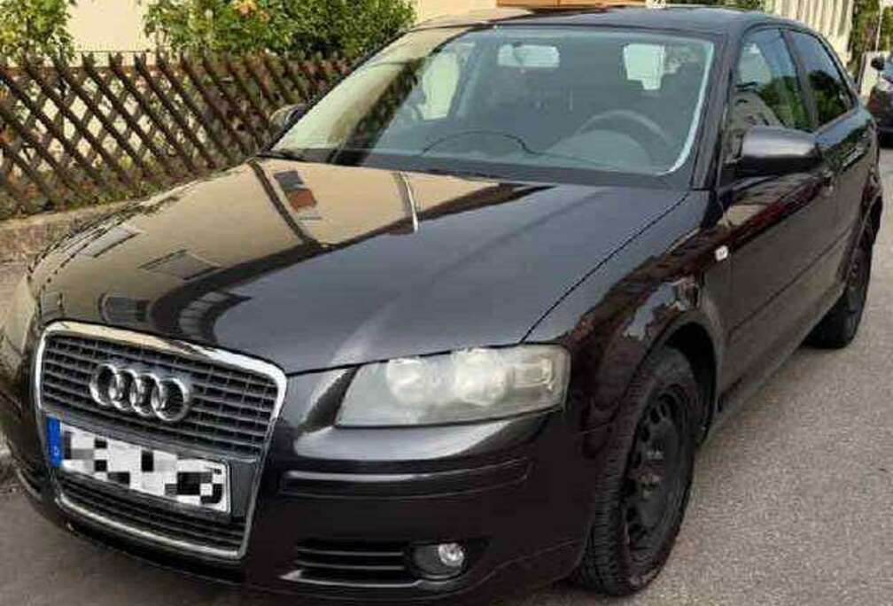 Audi 1.6 FSI Attraction
