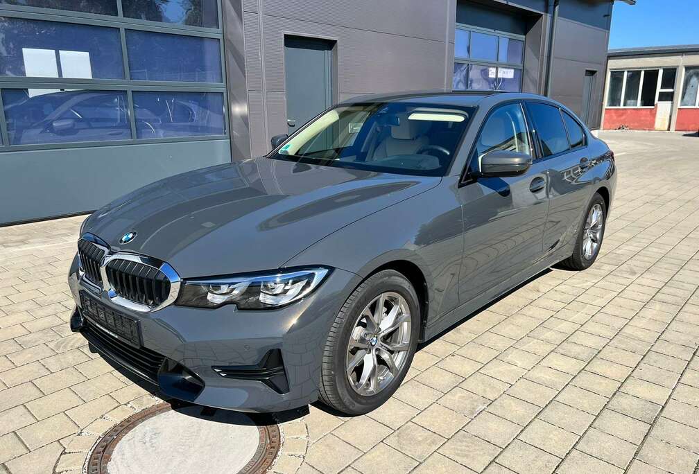 BMW 318iA