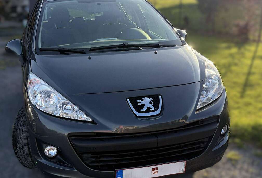 Peugeot 207 +