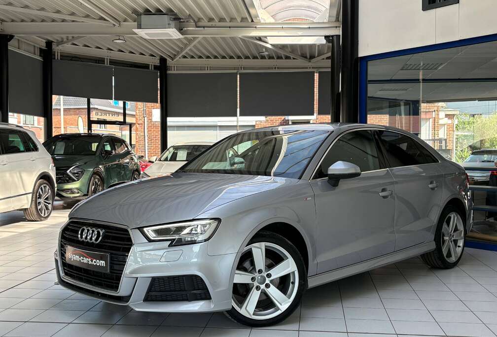 Audi A3 30 TDi *S-LINE * XENON * CUIR * CARPLAY * JANTES * SPORT *
