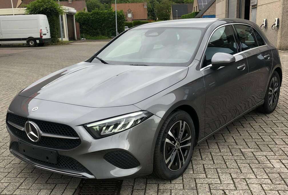 Mercedes-Benz Benzine Automaat 7G-DCT Carplay LED High Performance headlamps