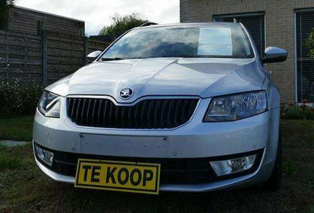 Skoda Octavia SW 1.6 CR TDi Ambition DSG
