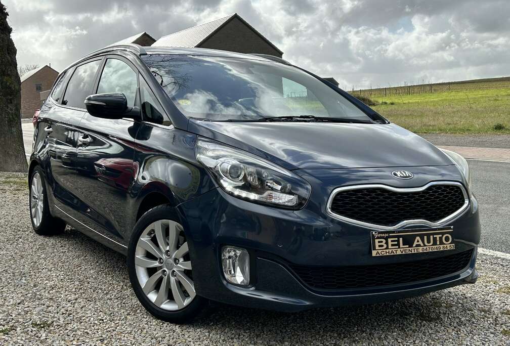Kia Carens 1.7 CRDI-7 place-Gps-Camera-Clim-Cruise-Led