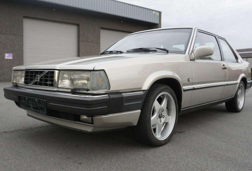 Volvo BERTONE 2.9L Alpine - Italiaanse Zweed 45.072Km